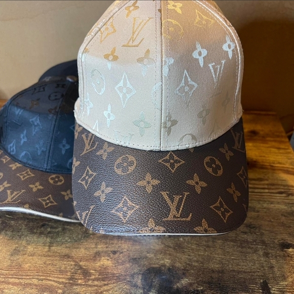 Louis Vuitton Tan and Brown Monogram Cap - Picture 16 of 16